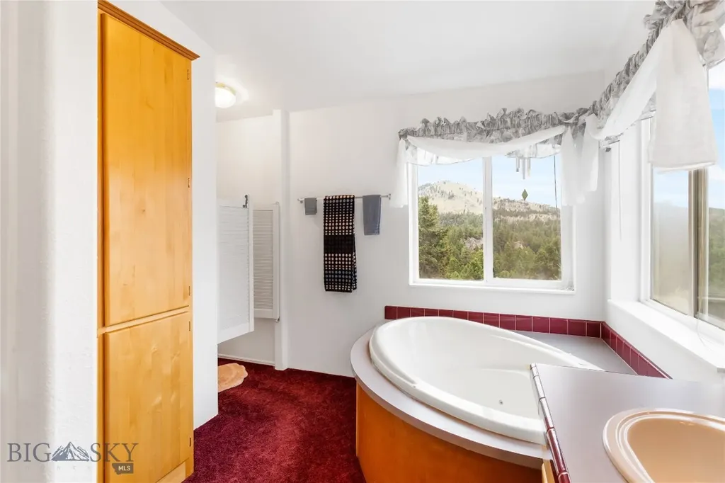 16 Friendspring Whitehall MT 59759