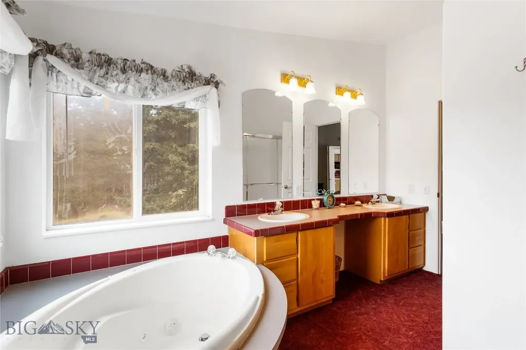 16 Friendspring Whitehall MT 59759