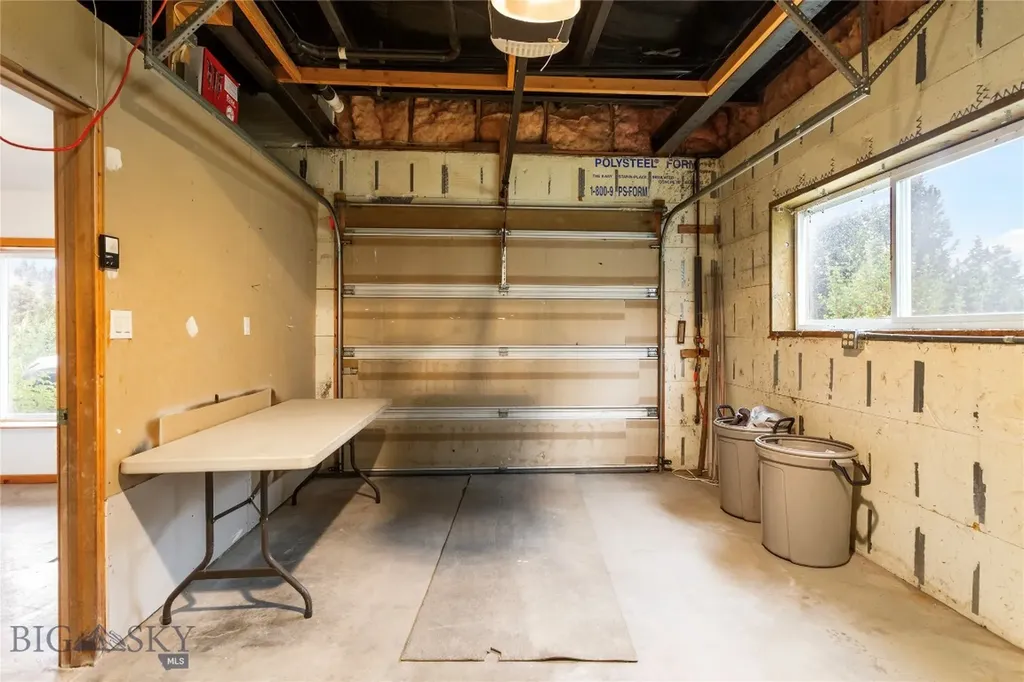 16 Friendspring Whitehall MT 59759