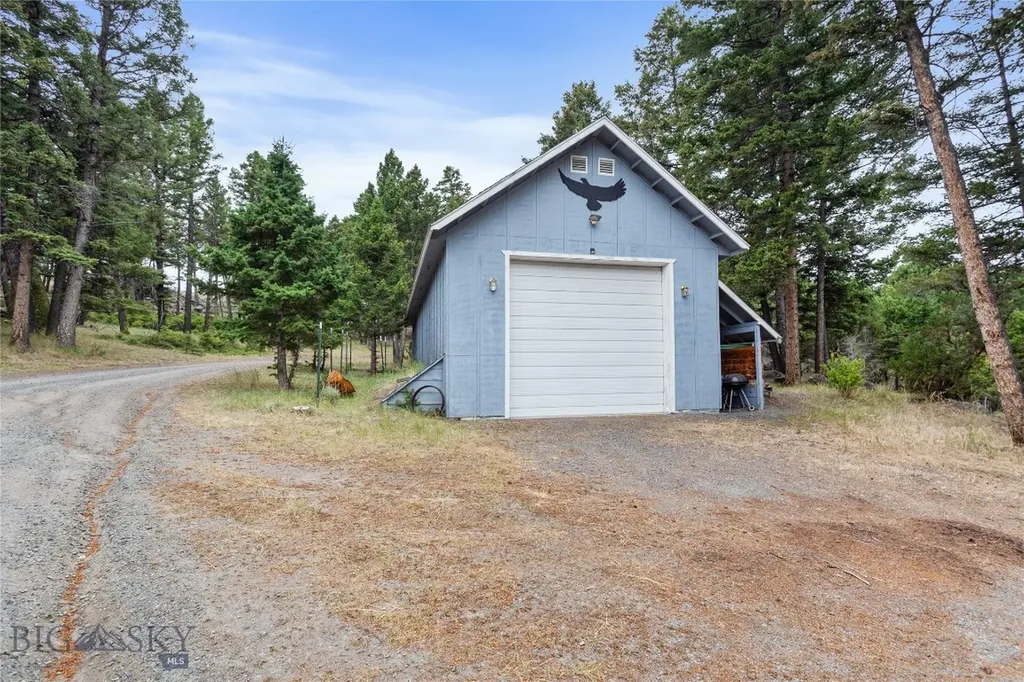 16 Friendspring Whitehall MT 59759