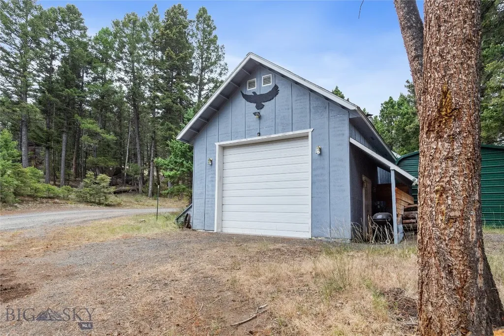 16 Friendspring Whitehall MT 59759