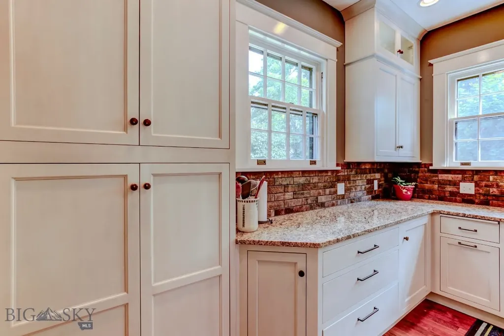 518 W Lewis Street Livingston MT 59047