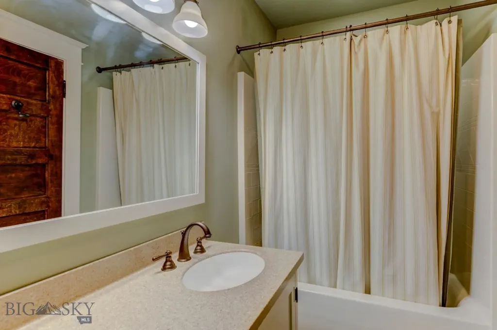 518 W Lewis Street Livingston MT 59047