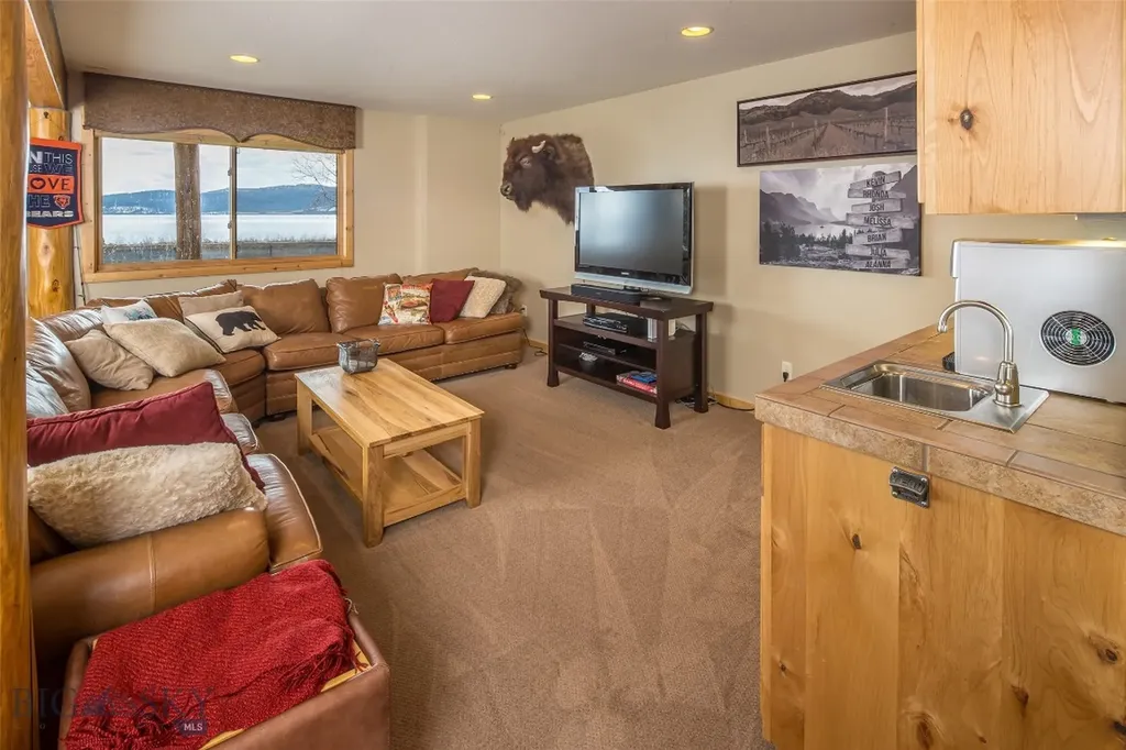 70 Lake Shore Drive West Yellowstone MT 59758