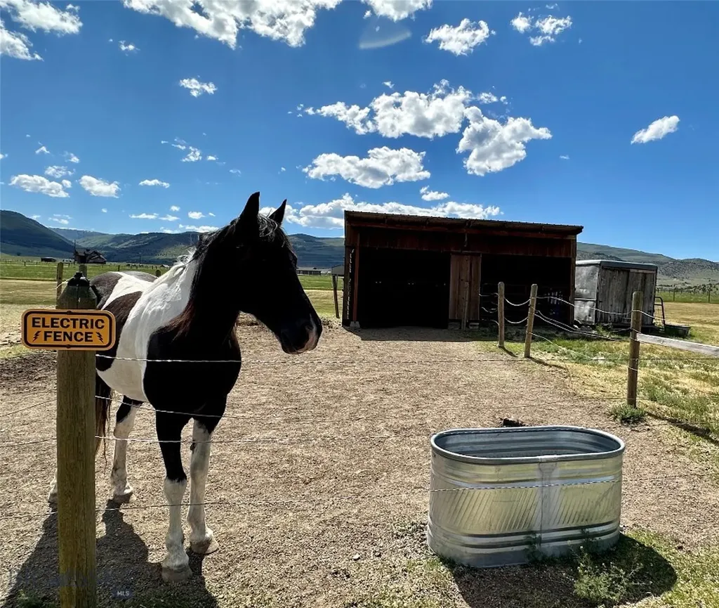 172 Hayfield Loop Ennis MT 59729