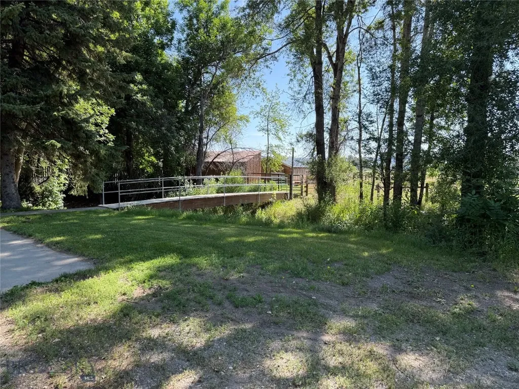 16 Powder Horn Ranch Drive Big Timber MT 59011