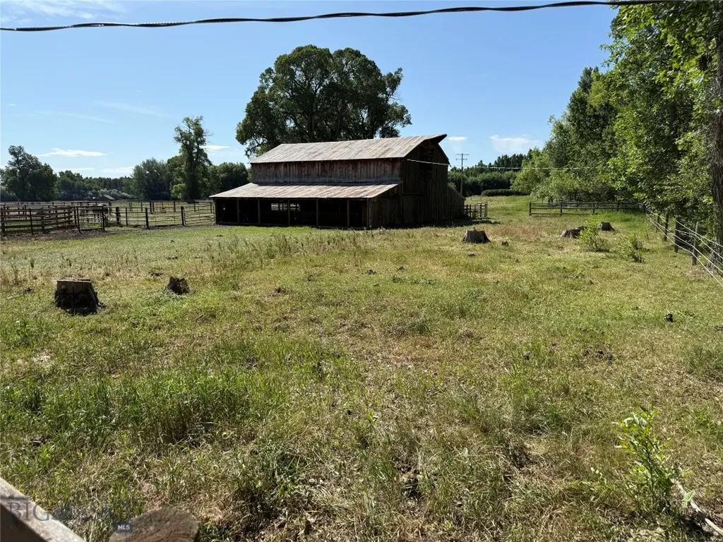 16 Powder Horn Ranch Drive Big Timber MT 59011