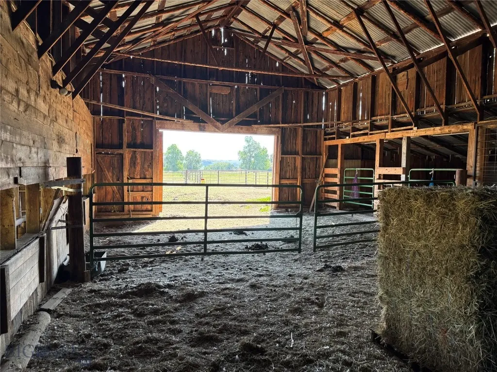 16 Powder Horn Ranch Drive Big Timber MT 59011