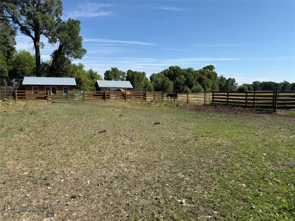 16 Powder Horn Ranch Drive Big Timber MT 59011
