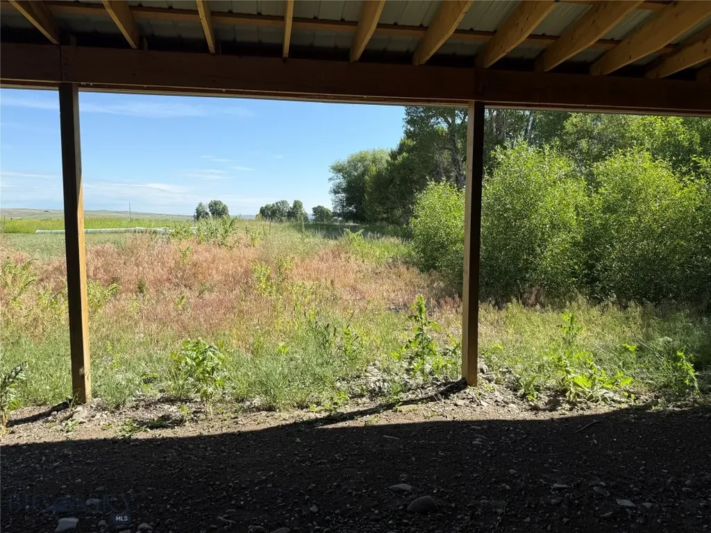 16 Powder Horn Ranch Drive Big Timber MT 59011