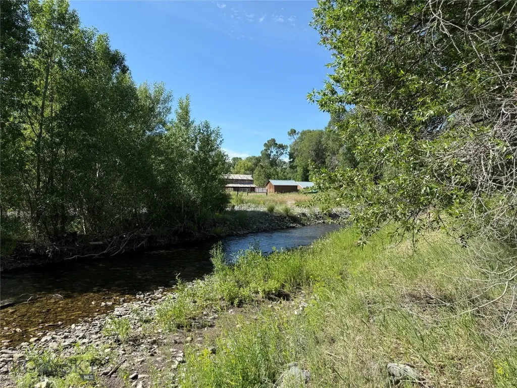 16 Powder Horn Ranch Drive Big Timber MT 59011