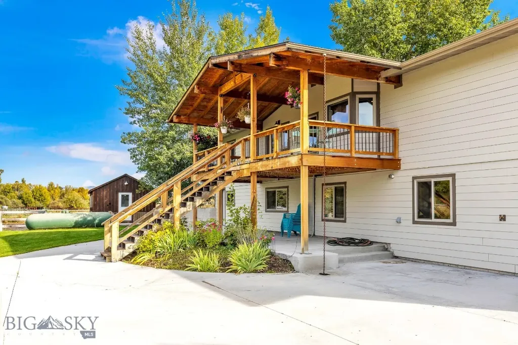 2399 Central Park Road Belgrade MT 59714