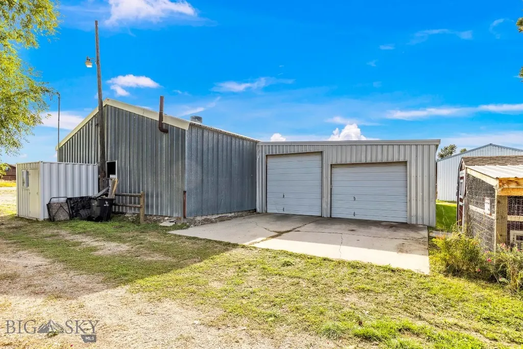 2399 Central Park Road Belgrade MT 59714