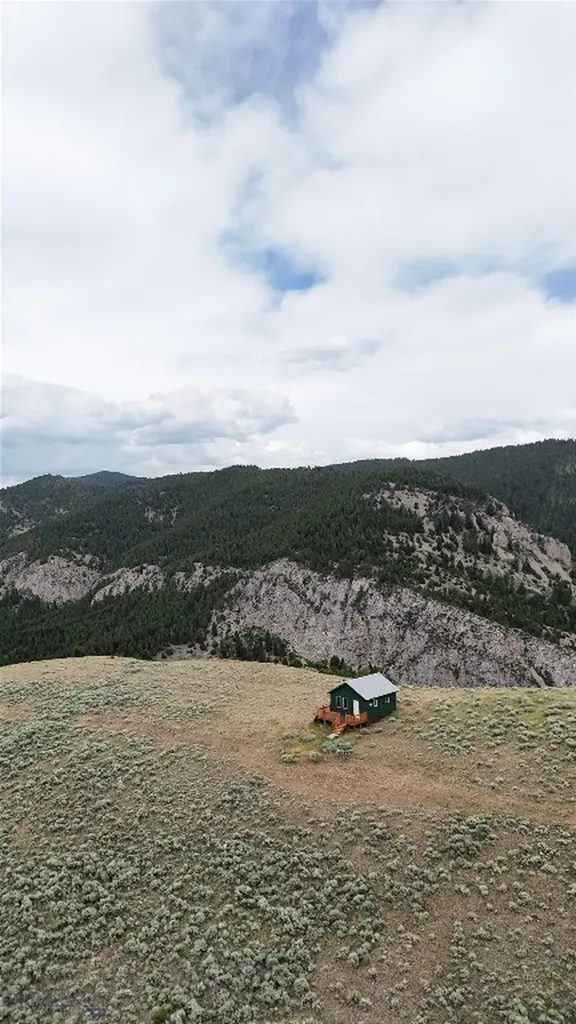 357 Pole Gulch Road Three Forks MT 59752
