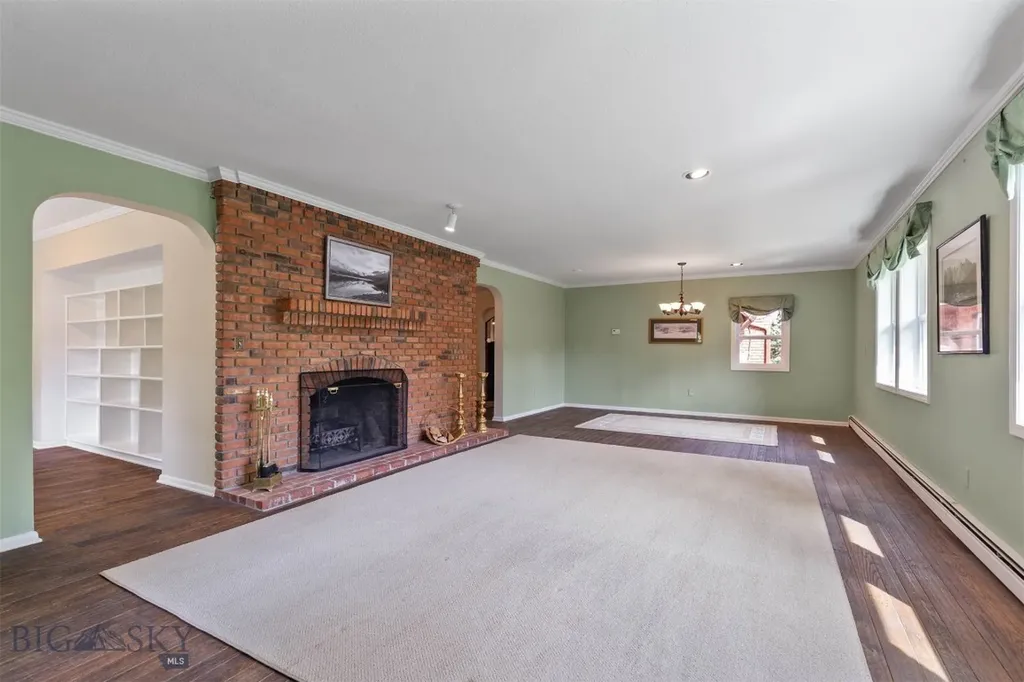 210 W Graf Street Bozeman MT 59715