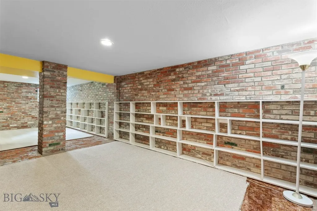 210 W Graf Street Bozeman MT 59715