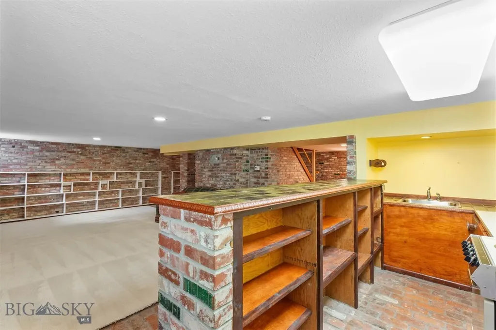 210 W Graf Street Bozeman MT 59715