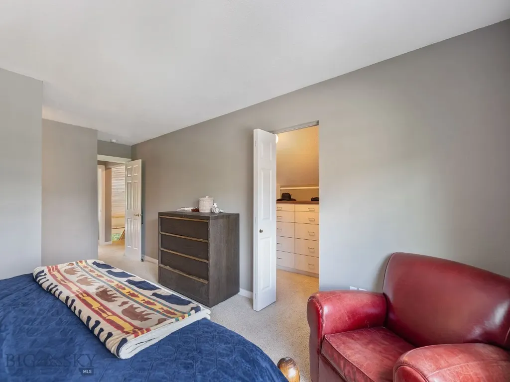417 Firelight Big Sky MT 59716