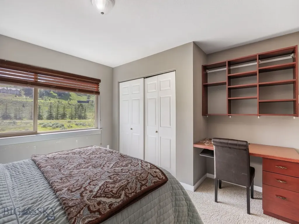 417 Firelight Big Sky MT 59716