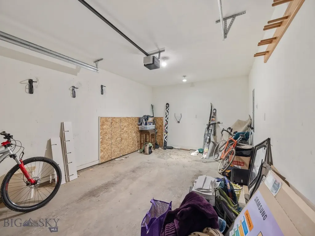 417 Firelight Big Sky MT 59716