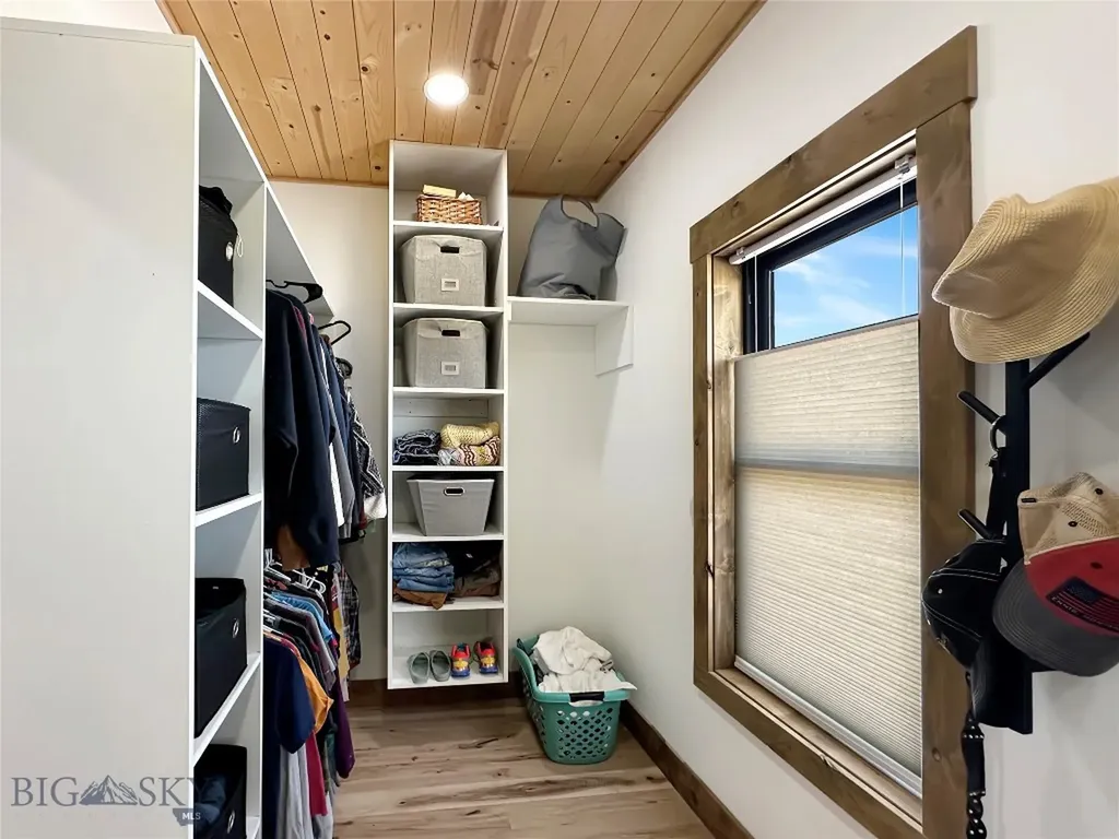 8 Montana Way Ennis MT 59729