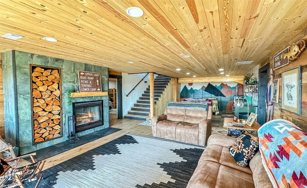 8 Montana Way Ennis MT 59729
