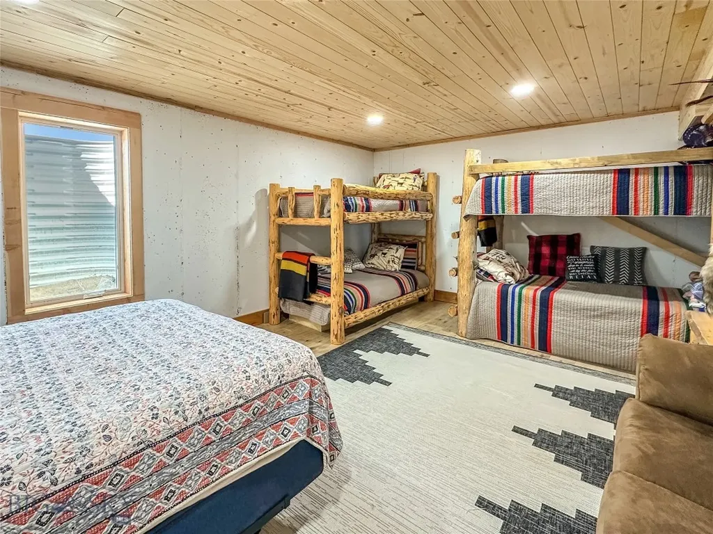 8 Montana Way Ennis MT 59729