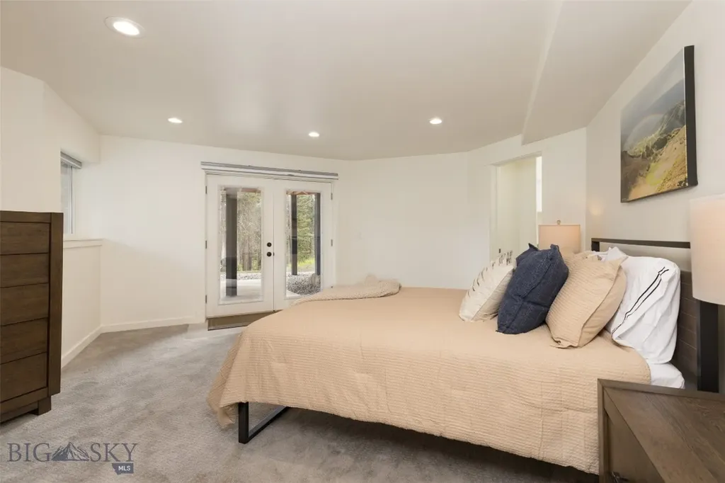 35 Northfork Road Big Sky MT 59716