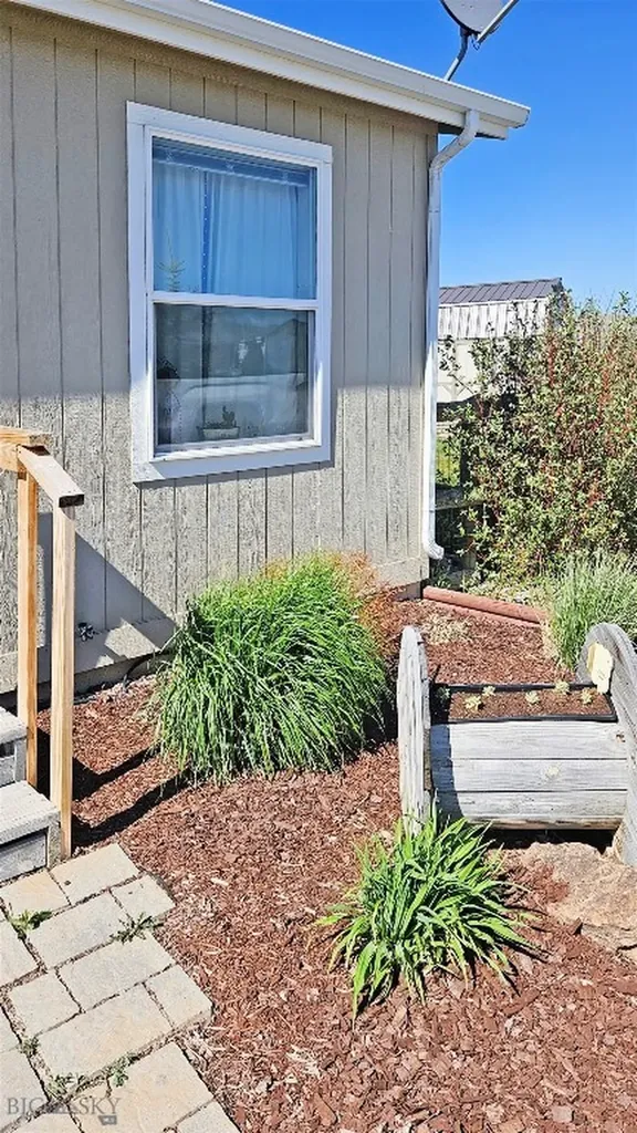 950 N Harrison Street Lima MT 59739