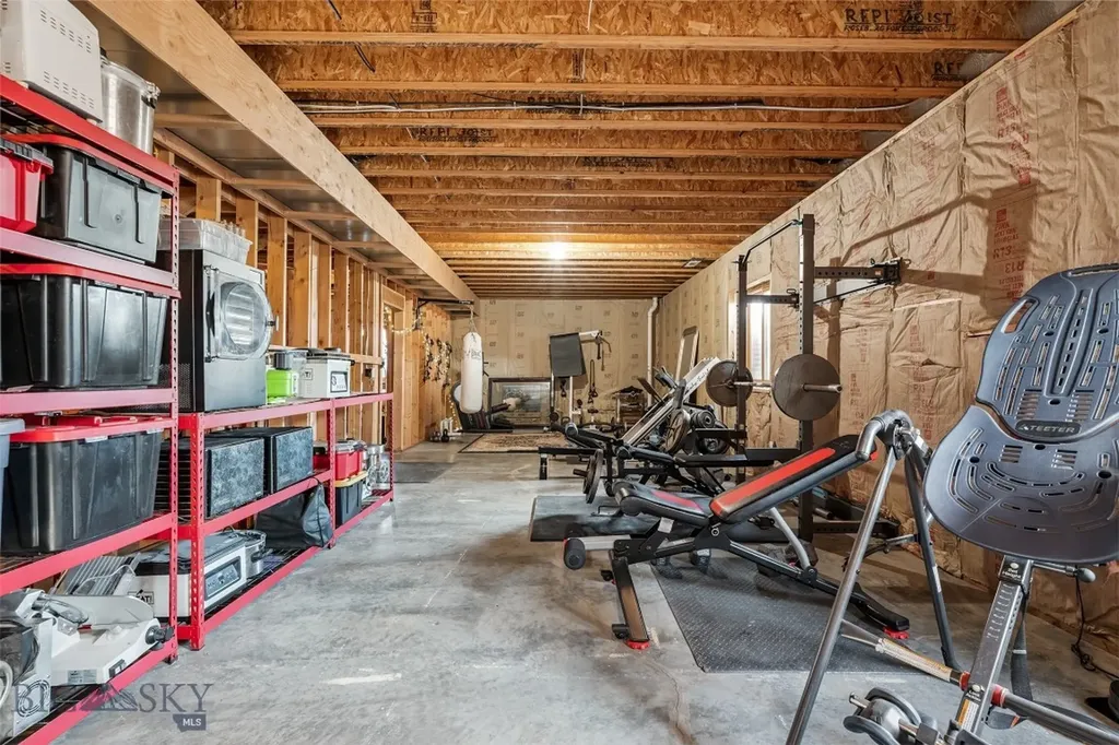 219 Rolling Glen Ranch Loop Three Forks MT 59752