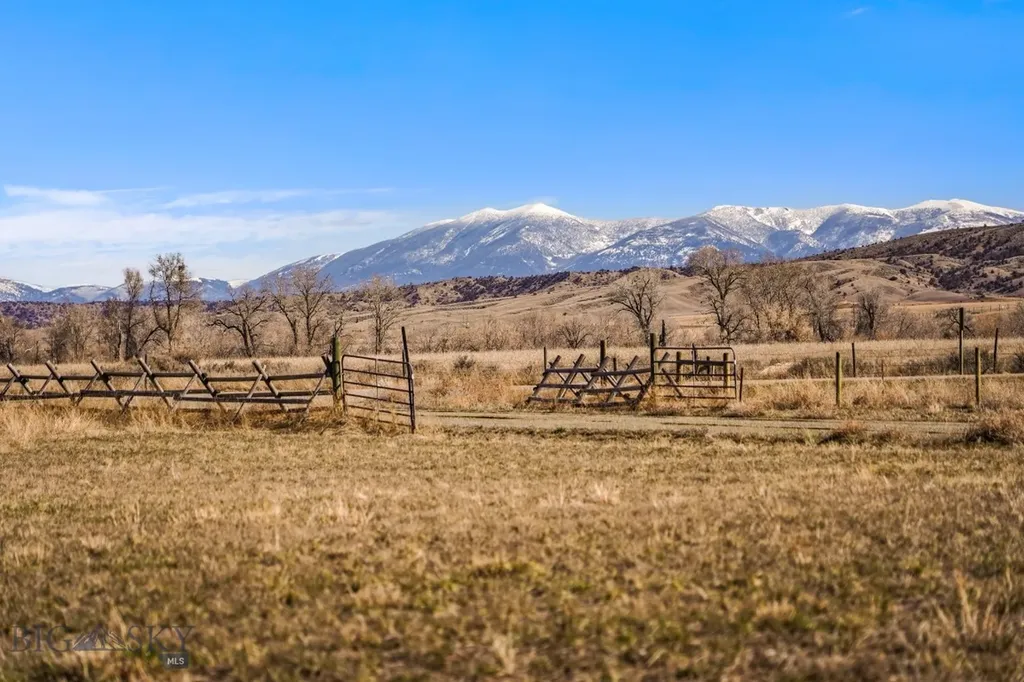 8866 Highway 287 Toston MT 59643