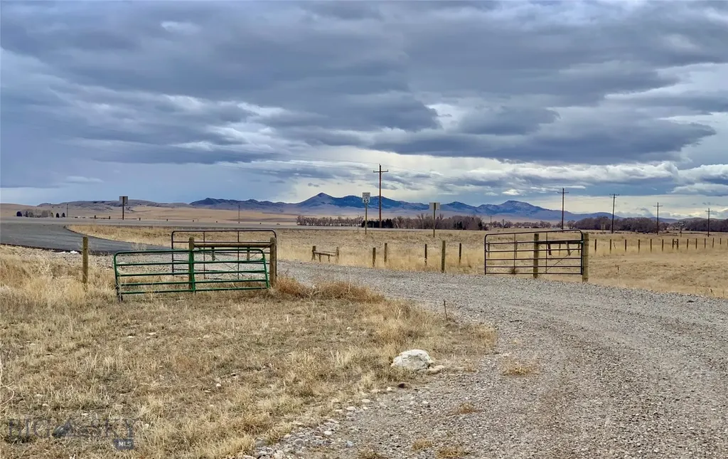 8866 Highway 287 Toston MT 59643