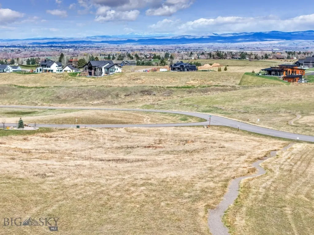 18 Moon Shadow Bozeman MT 59715