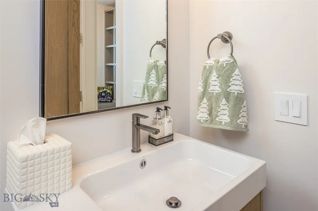 8 Speedwell Drive Big Sky MT 59716