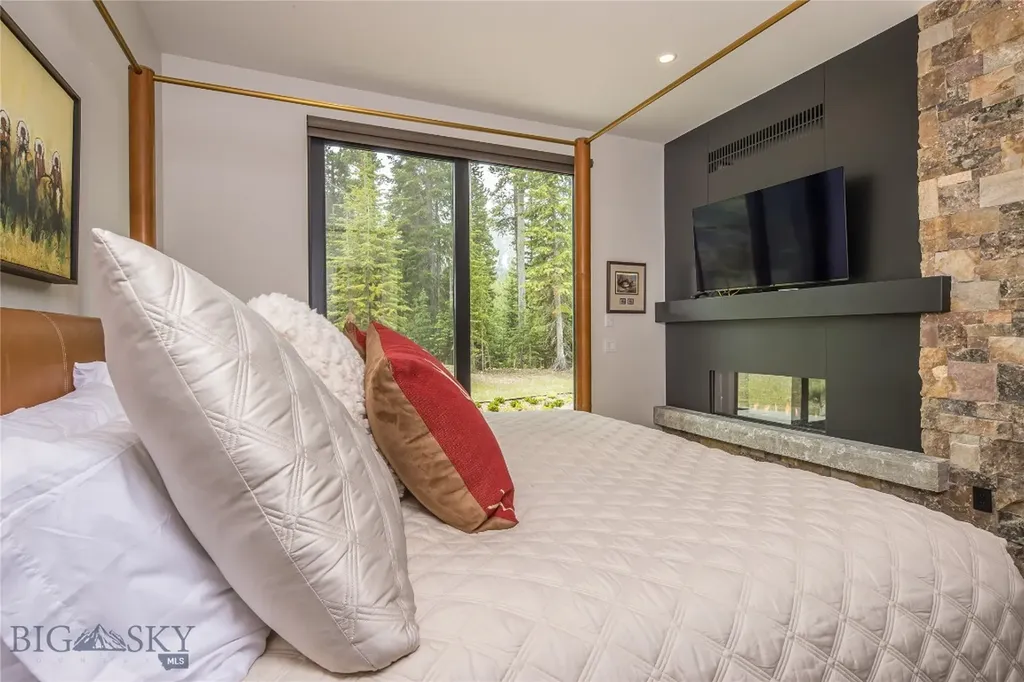 8 Speedwell Drive Big Sky MT 59716