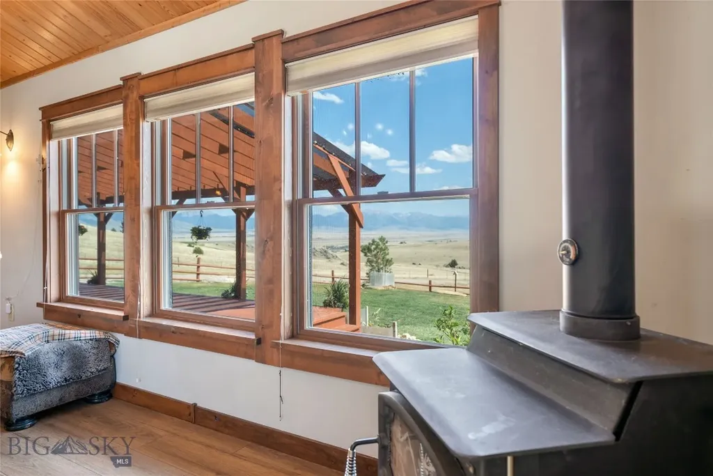 35 Halo Loop Trail Ennis MT 59729