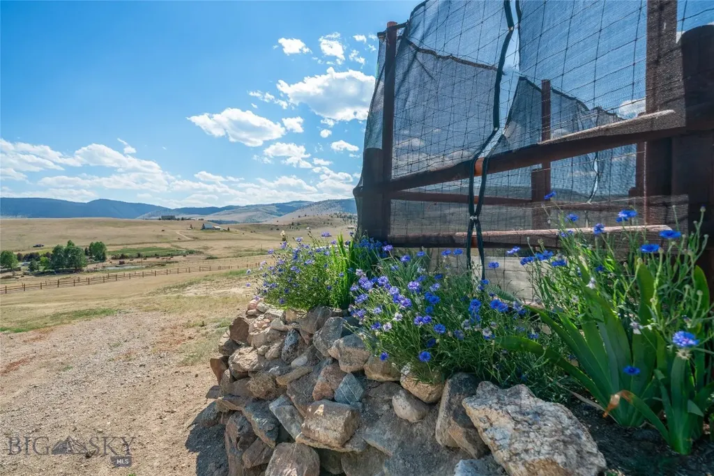 35 Halo Loop Trail Ennis MT 59729