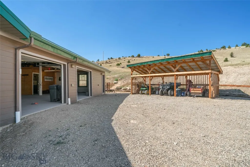 35 Halo Loop Trail Ennis MT 59729