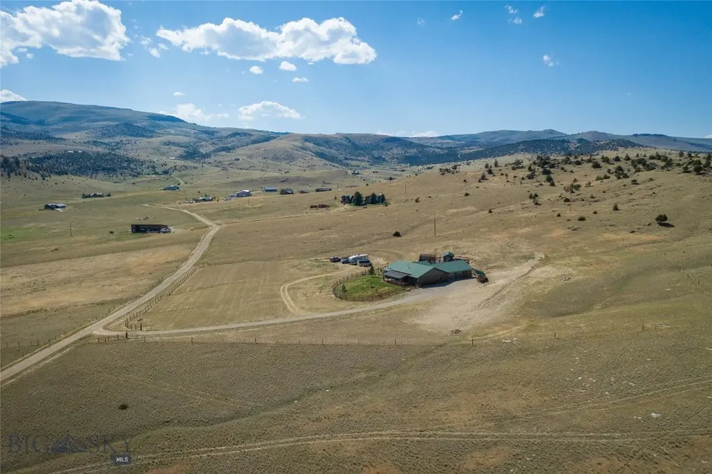 35 Halo Loop Trail Ennis MT 59729