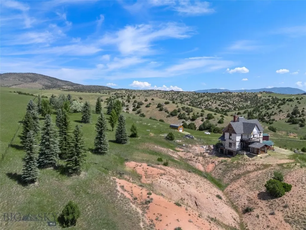 5835 Spaulding Bridge Road Belgrade MT 59714