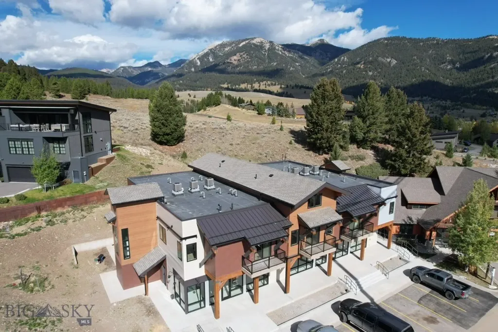 283 Snowy Mountain Circle Big Sky MT 59716