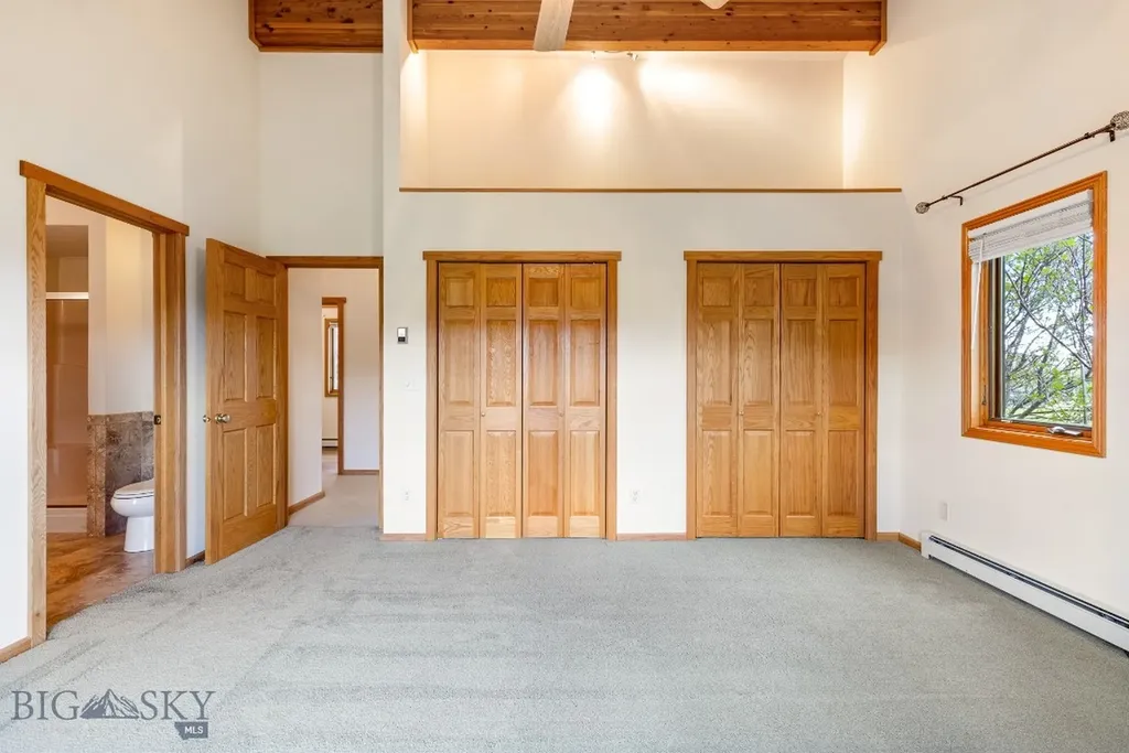 35 N Low Bench Road Gallatin Gateway MT 59730