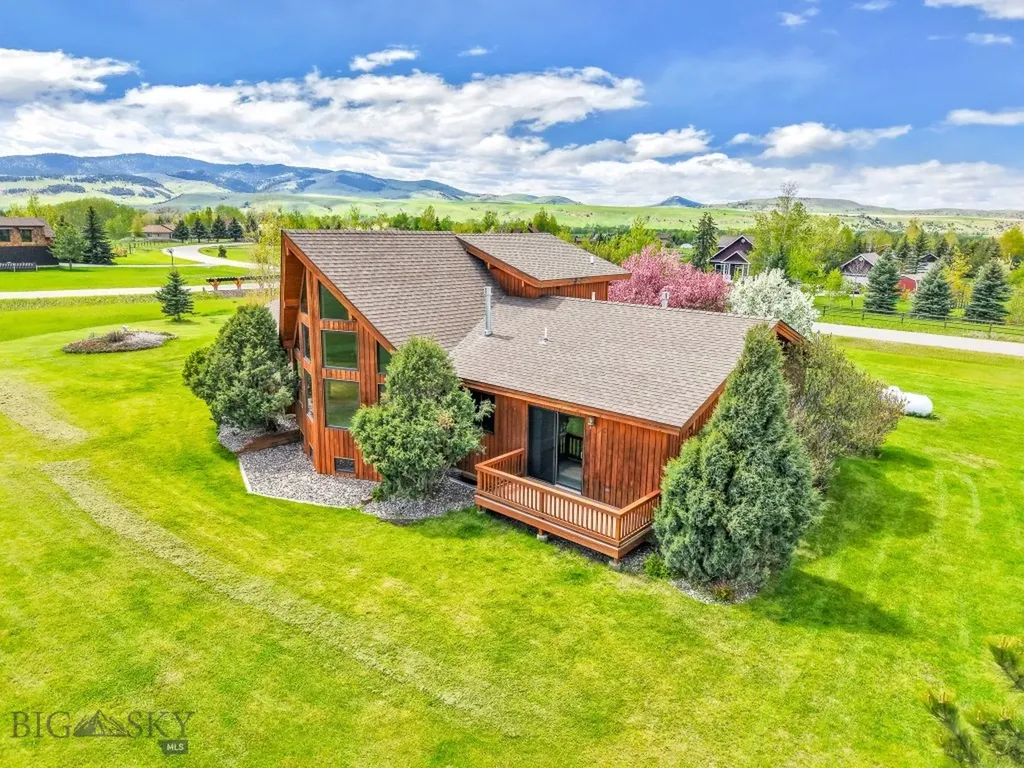 35 N Low Bench Road Gallatin Gateway MT 59730