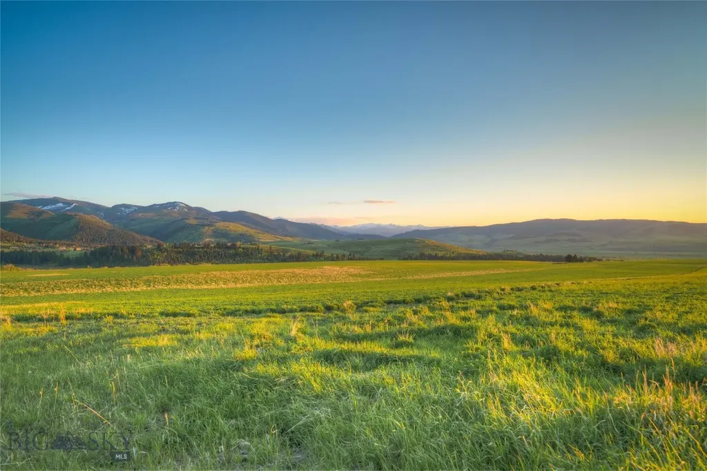 Tbd S Whistleberry Road Bozeman MT 59718