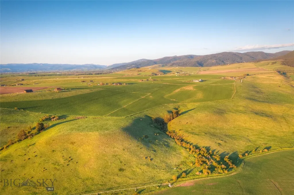 Tbd S Whistleberry Road Bozeman MT 59718