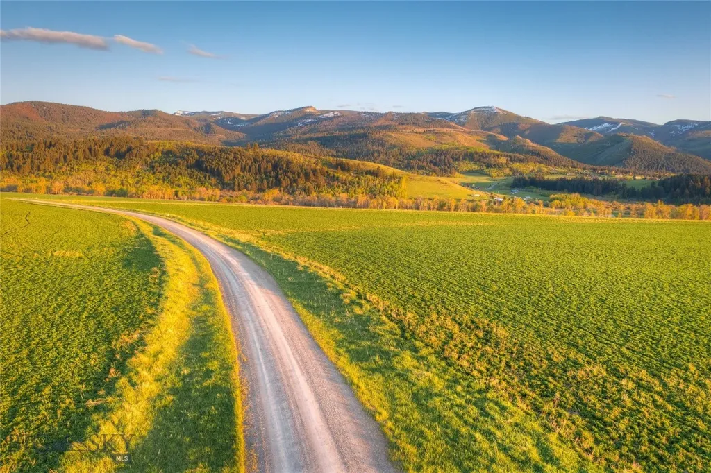 Tbd S Whistleberry Road Bozeman MT 59718