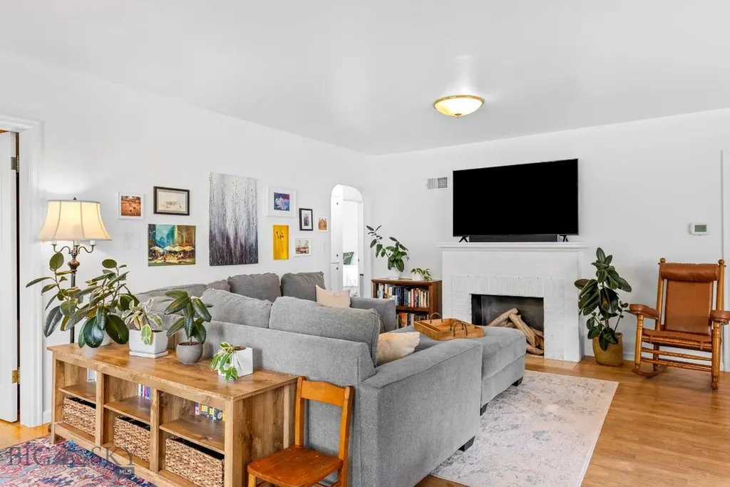 215 S 10th Street Livingston MT 59047
