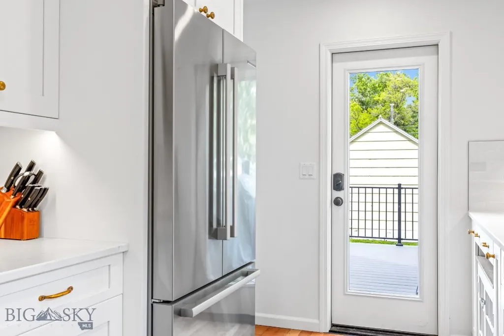 215 S 10th Street Livingston MT 59047