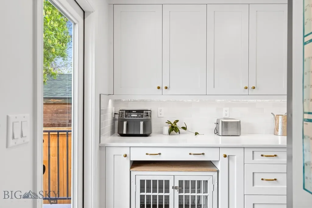 215 S 10th Street Livingston MT 59047
