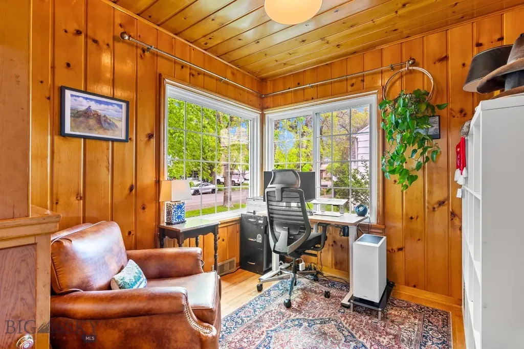 215 S 10th Street Livingston MT 59047